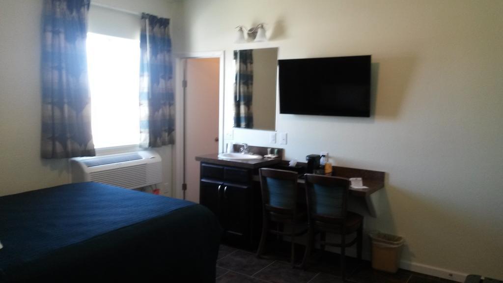 Barons Lodge Killdeer Habitación foto